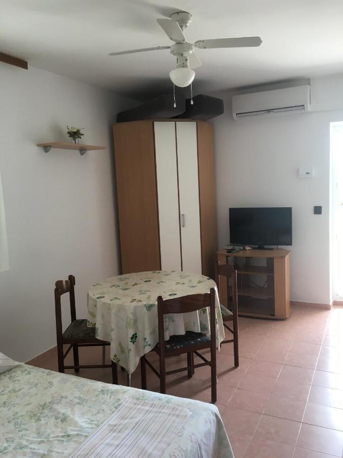 Apartmani Belobrk Potocnica Pag Exterior photo